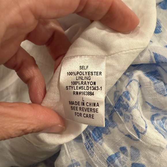 Sweet Lemon Blue and White Floral Deep V-Neck Lace Tiered Gathered Waist Dress - Picture 12 of 14